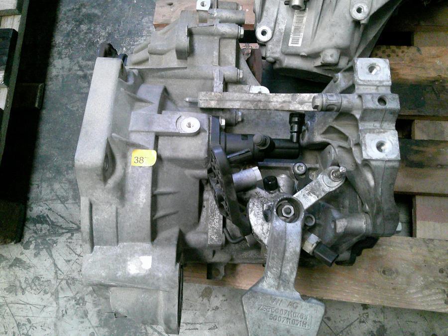 Caja-cambio-SEAT-LEON-1-6-TDI-Ano-2017-AUTOS-NIJAR-CARS